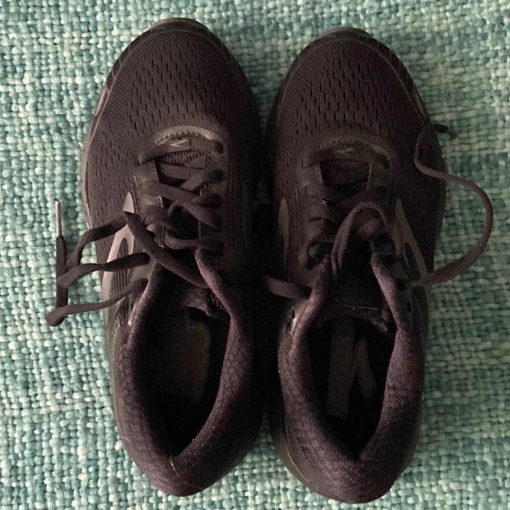Brooks Adrenaline